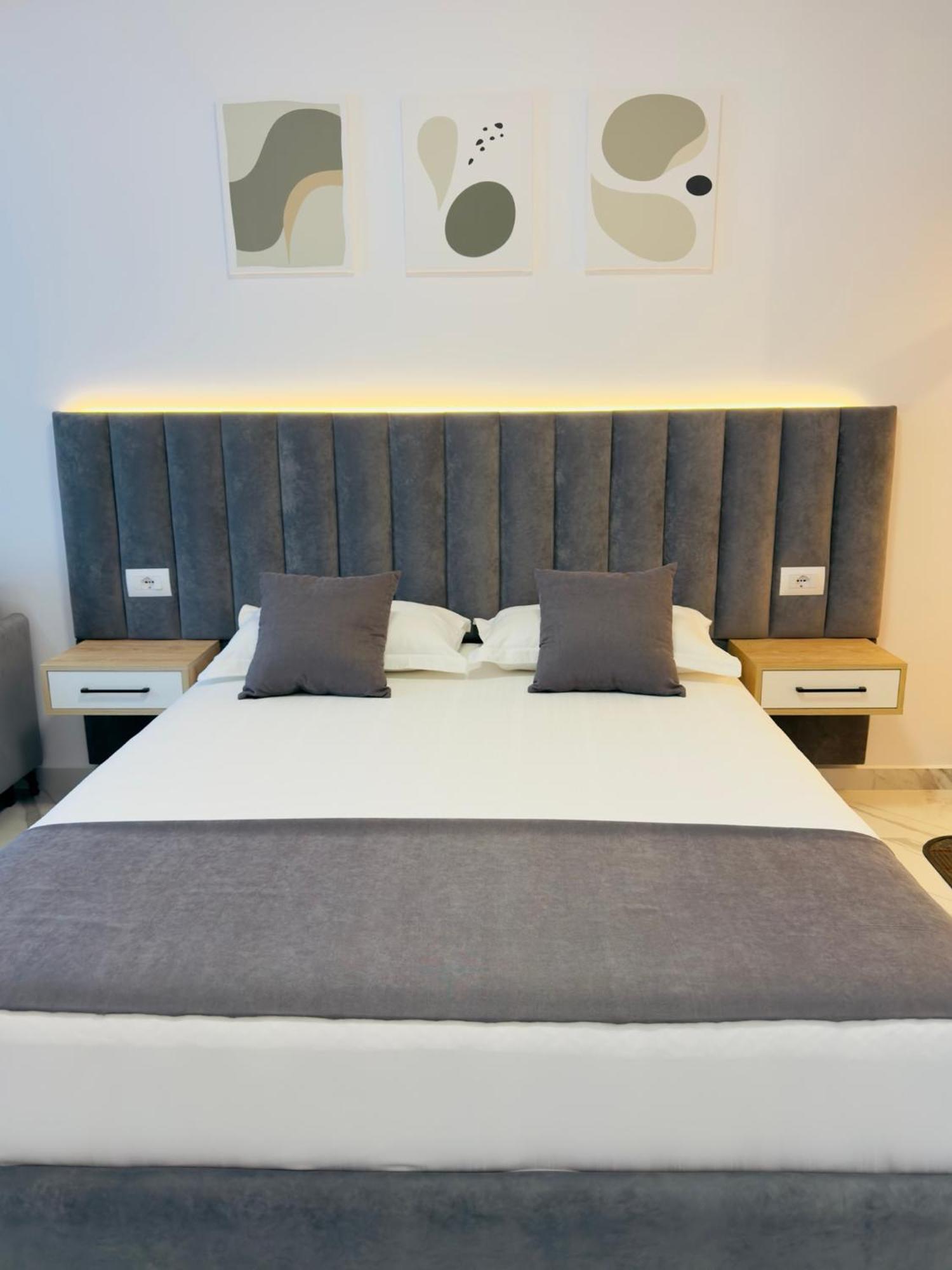 Voda Apartments Ксамил Екстериор снимка